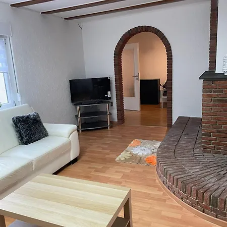 Der'is Wohlfuehlhaus * Hamm (Sieg)